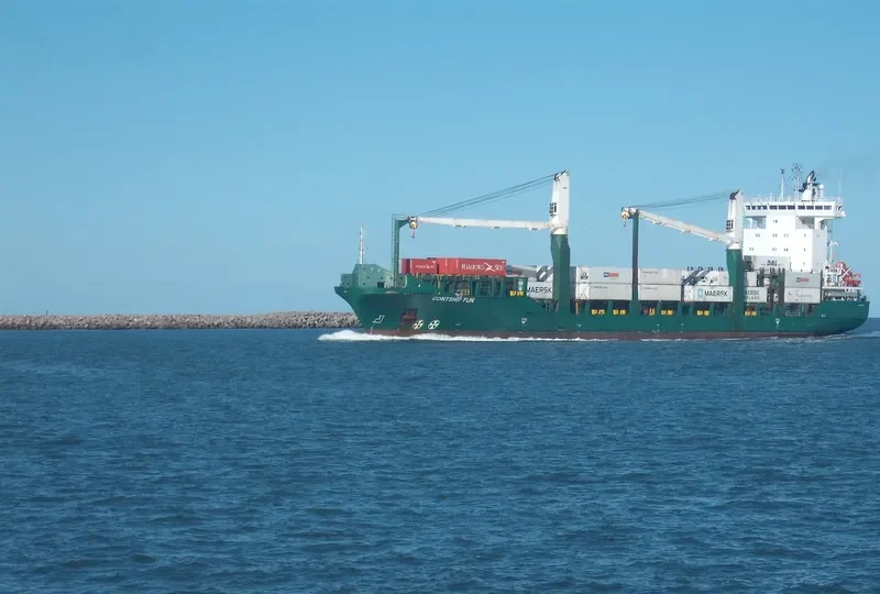 CONTSHIP FUN Container Ship IMO 9308613 photo 2