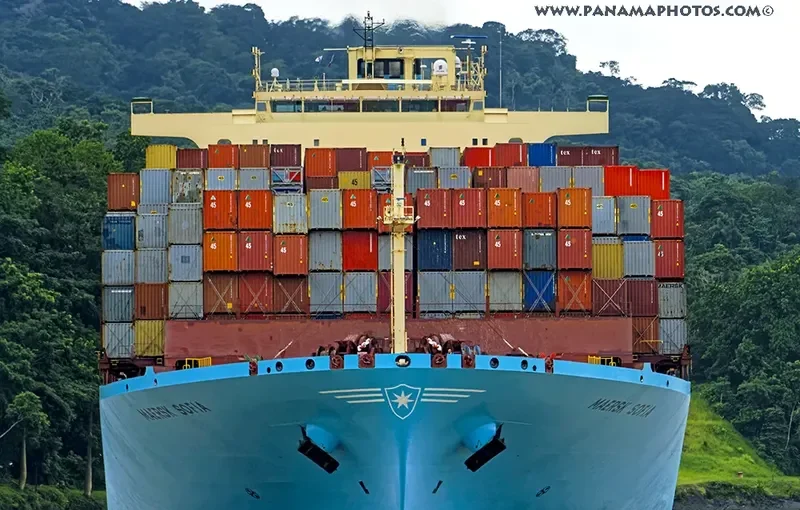 MAERSK SOFIA Container Ship IMO 9308637 photo 2