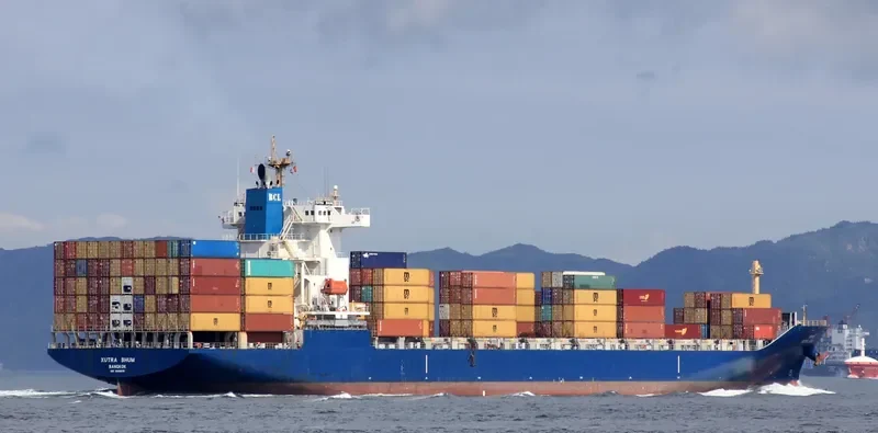 XUTRA BHUM Container Ship IMO 9308675 photo 3