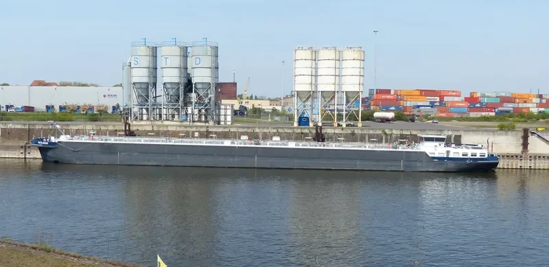 WILSON Tanker IMO 9309071 photo 2