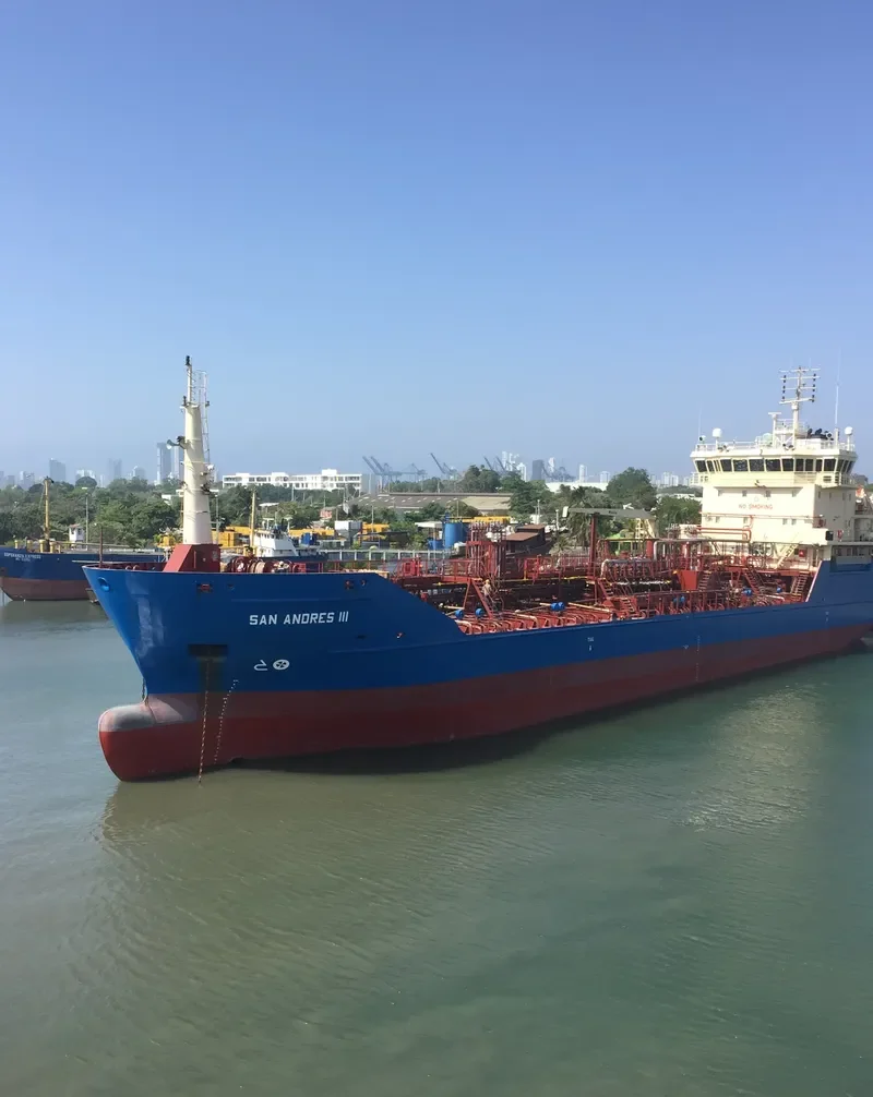 SAN ANDRES III Tanker IMO 9309203 photo 4