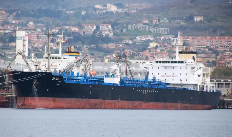 PETROLIMEX 18 Tanker IMO 9310252 photo 4