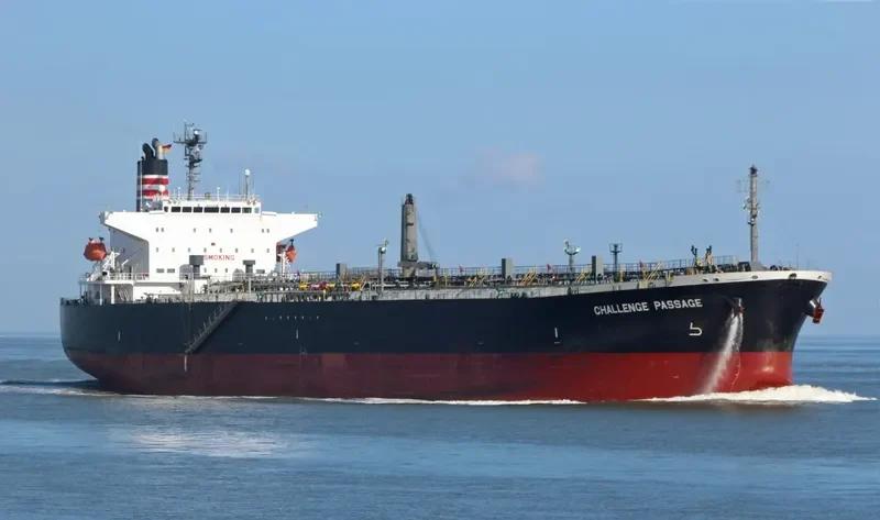 CHALLENGE PASSAGE Tanker IMO 9310707 photo 2