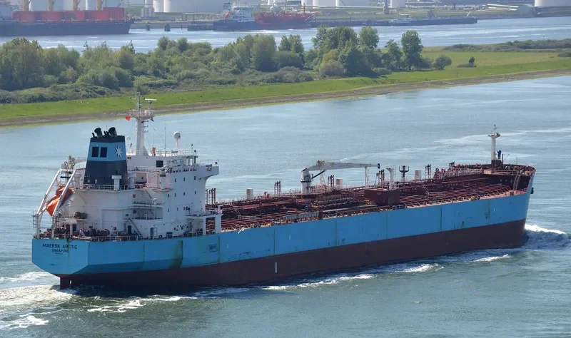 MAERSK ARCTIC Tanker IMO 9311751 photo 10