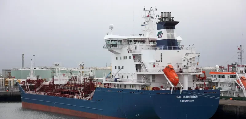 BRO DISTRIBUTOR Tanker IMO 9313113 photo 5