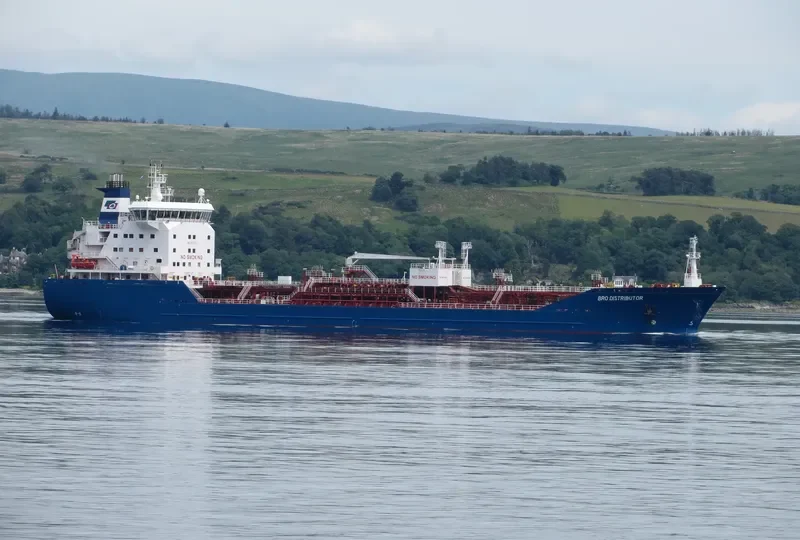 BRO DISTRIBUTOR Tanker IMO 9313113 photo 6