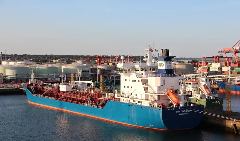 BRO DEVELOPER Tanker IMO 9313125 photo 6