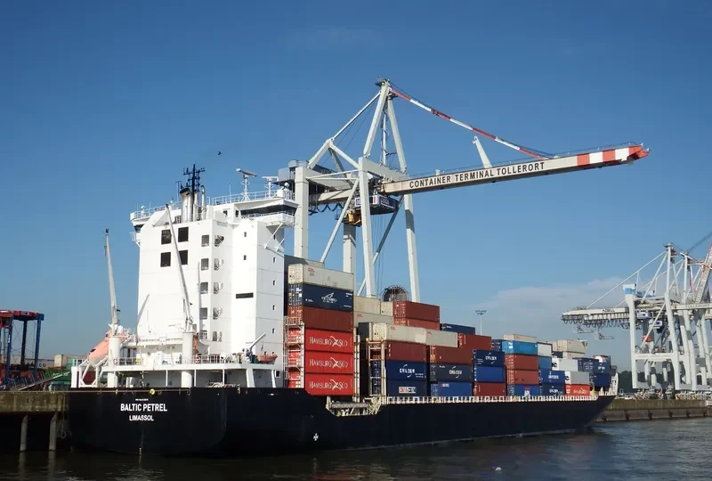 BALTIC PETREL Container Ship IMO 9313216 photo 9