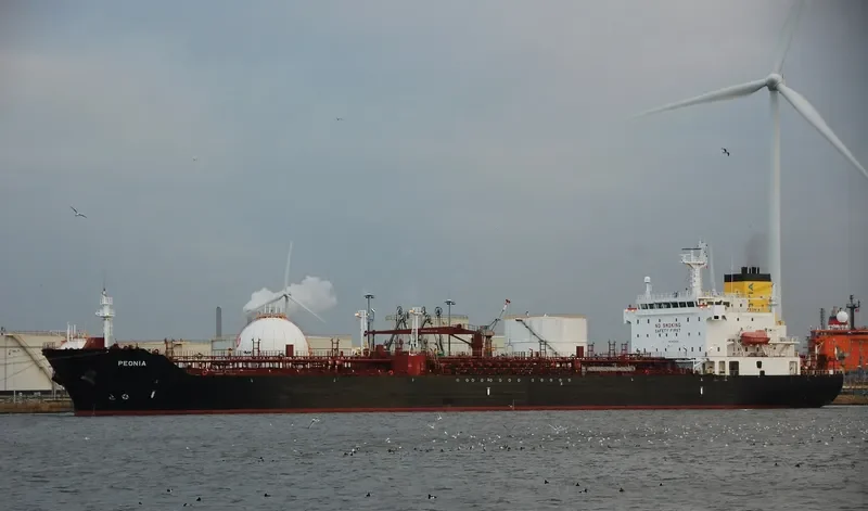 PEONIA Tanker IMO 9313436 photo 4