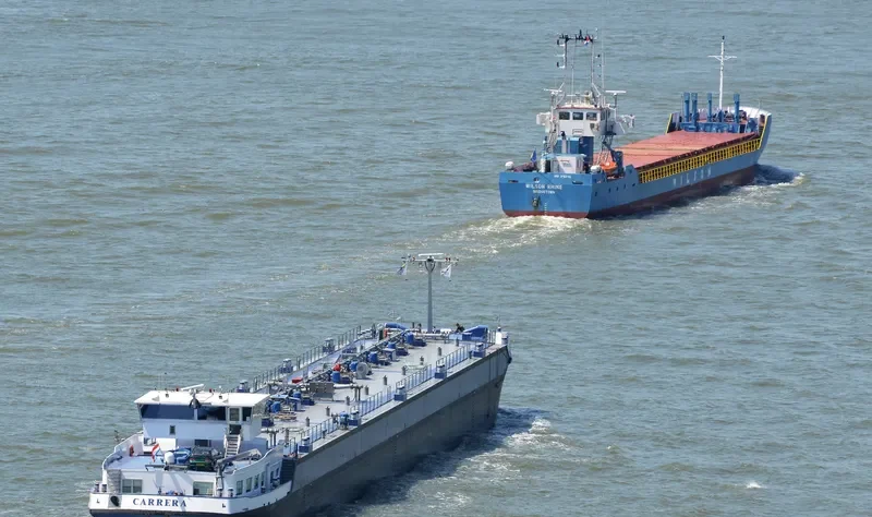 CARRERA Tanker IMO 9313541 photo 4