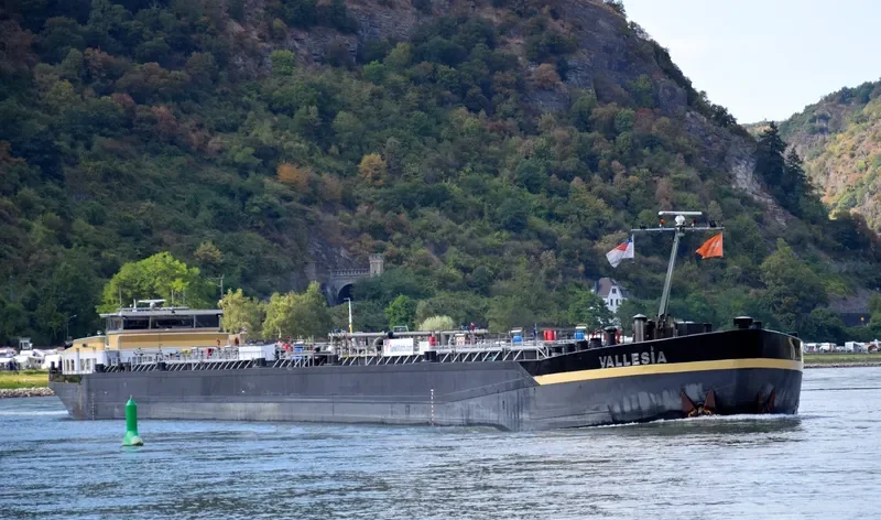 VOYAGE Tanker IMO 9313591 photo 4