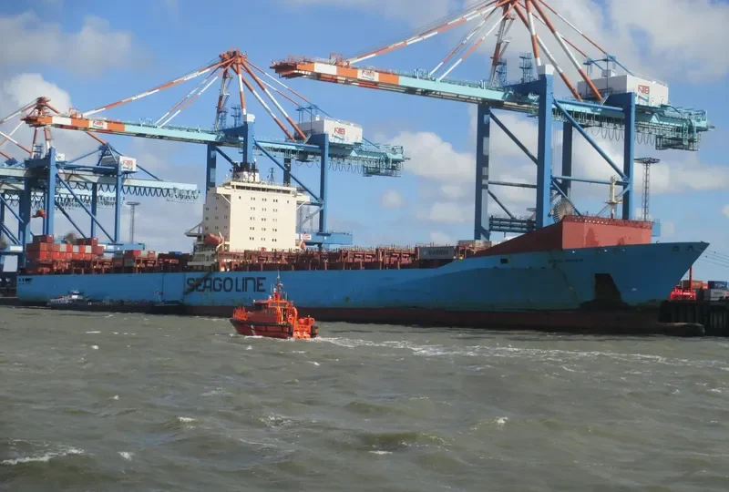 SEAGO PIRAEUS Container Ship IMO 9313955 photo 5