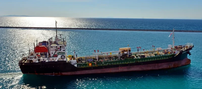 ECOBREEZE Tanker IMO 9314466 photo 10