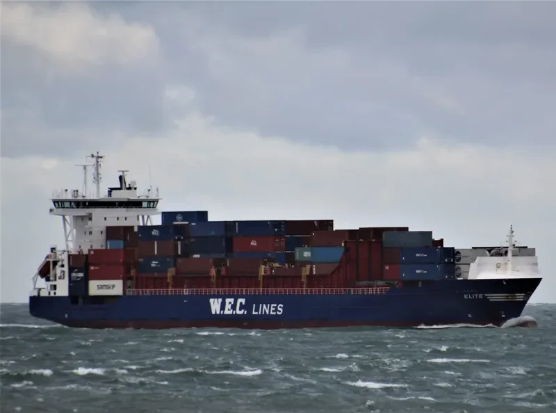 WEC DE HOOGH Container Ship IMO 9315018 photo 3