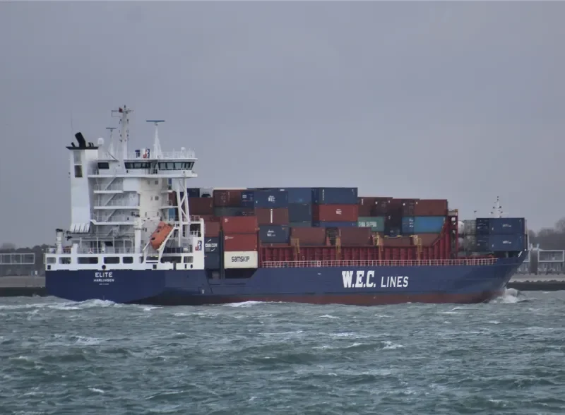 WEC DE HOOGH Container Ship IMO 9315018 photo 4