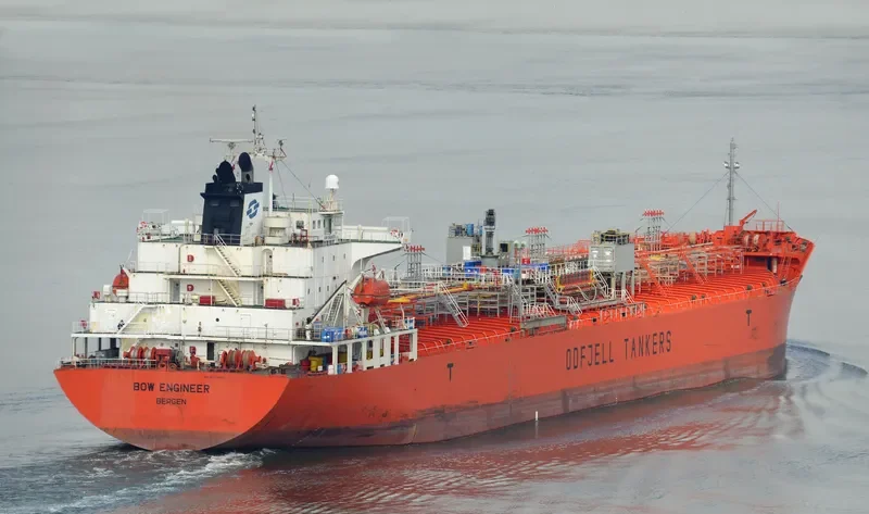 BOW ENGINEER Tanker IMO 9317860