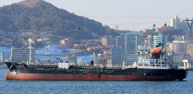 KTS GOLD Tanker IMO 9318644 photo 10