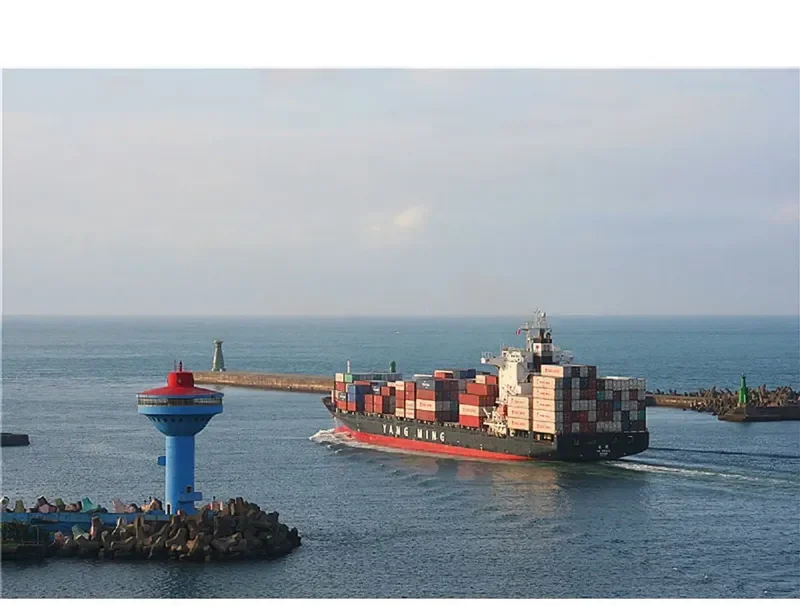 YM IDEALS Container Ship IMO 9319129 photo 7