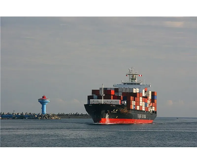 YM IDEALS Container Ship IMO 9319129 photo 10