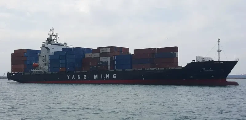 YM INCREMENT Container Ship IMO 9319143 photo 2