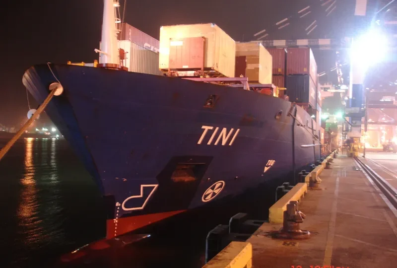 RUN XING Container Ship IMO 9319583 photo 9