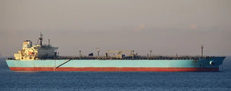 MAERSK PIPER Tanker IMO 9319703 photo 10