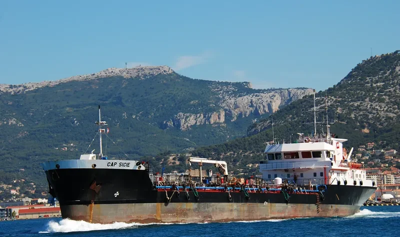 SB FLEGREA Tanker IMO 9319973 photo 6
