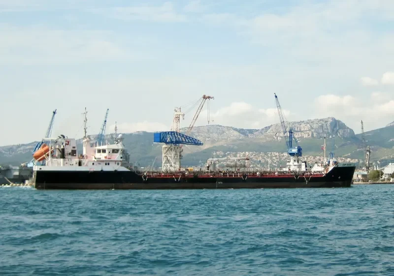 SB FLEGREA Tanker IMO 9319973 photo 9