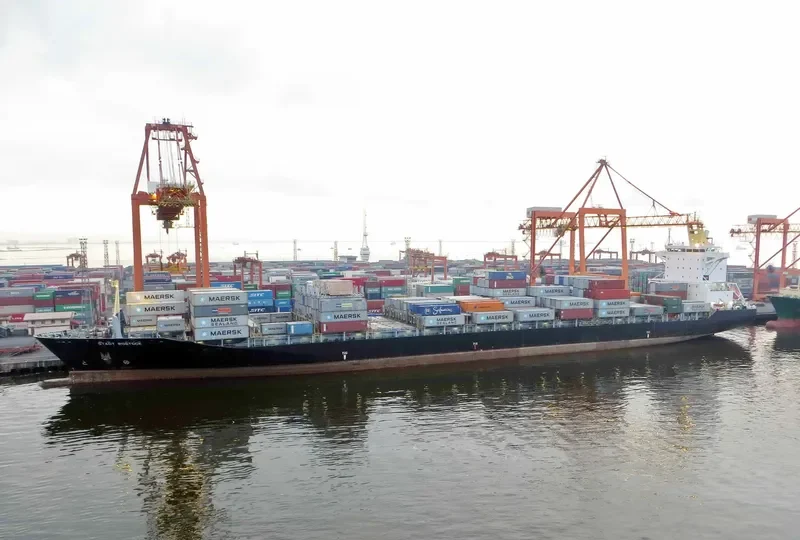 AS COLUMBIA Container Ship IMO 9320037 photo 9