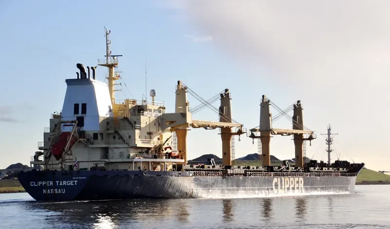 CLIPPER TARGET Bulk Carrier IMO 9320300 photo 4