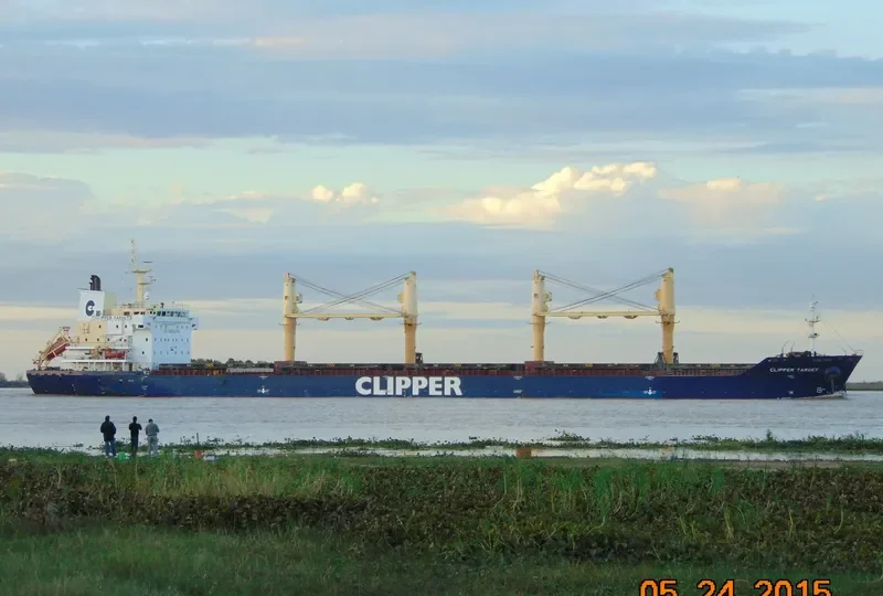 CLIPPER TARGET Bulk Carrier IMO 9320300 photo 10