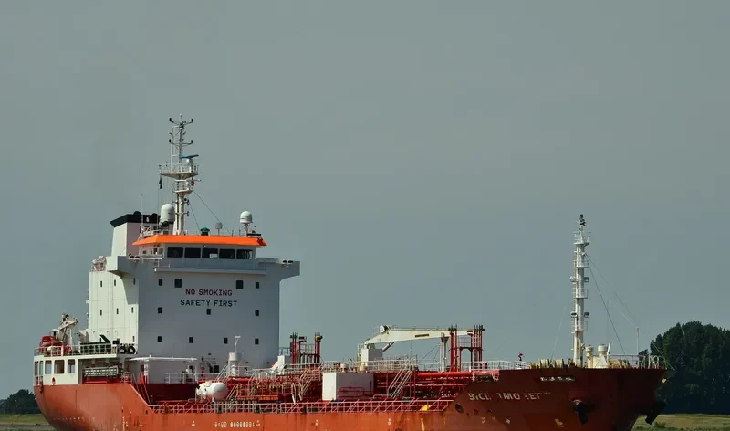 BICE AMORETTI Tanker IMO 9321445 photo 9