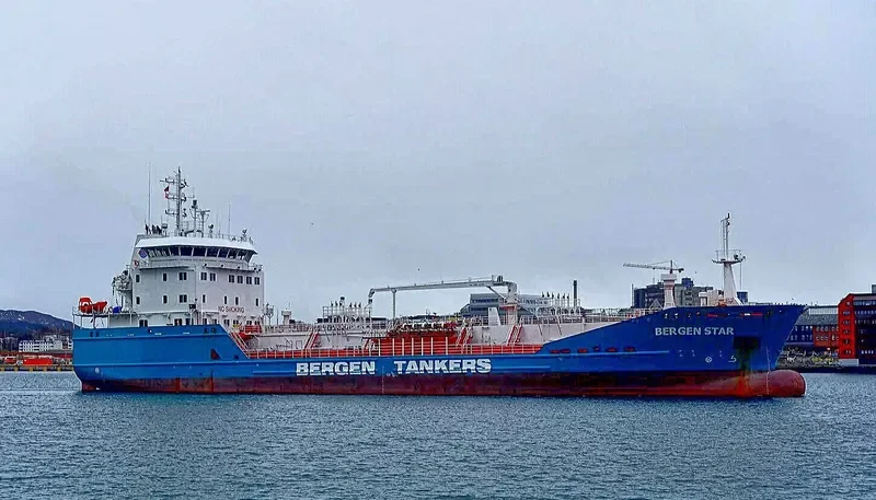 BERGEN STAR Tanker IMO 9321603 photo 5