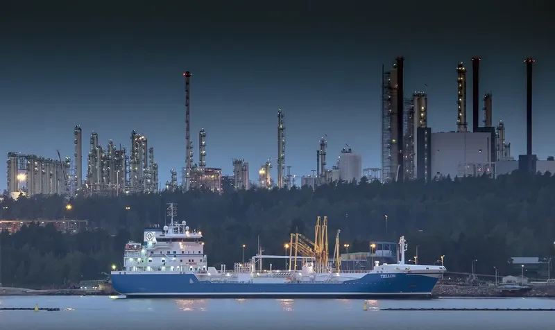 TELLUS Tanker IMO 9321615