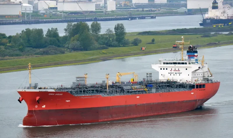 GINGA JAGUAR Tanker IMO 9321873 photo 10