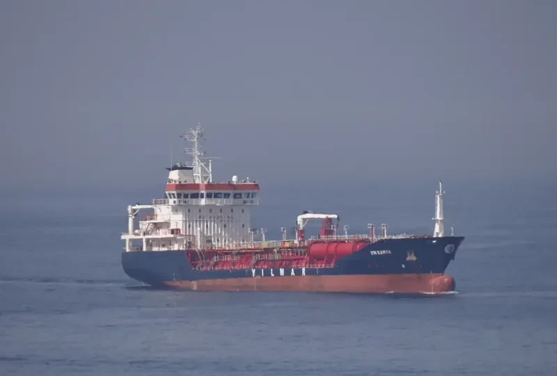 YM EARTH Tanker IMO 9322633 photo 2