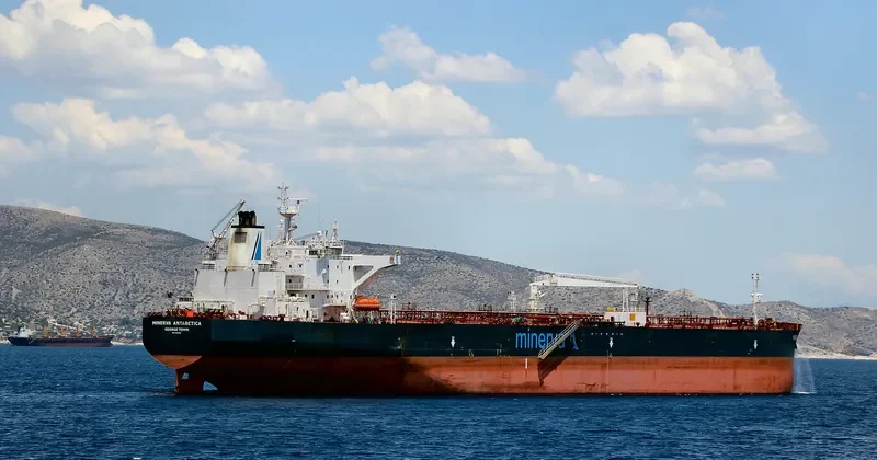 IMPERIA Tanker IMO 9322827 photo 6