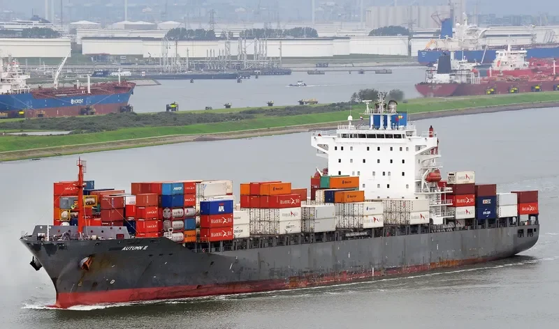 NORDAUTUMN Container Ship IMO 9323039 photo 9