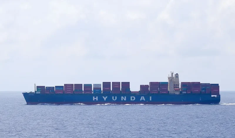 HYUNDAI BANGKOK Container Ship IMO 9323510 photo 6
