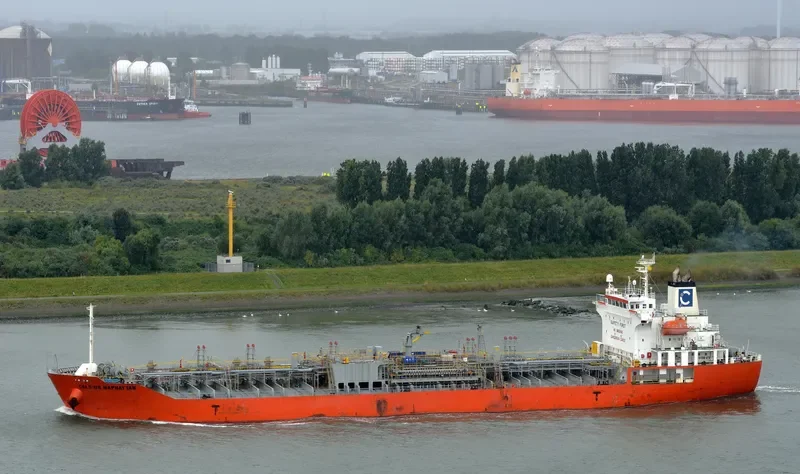 CELSIUS MANHATTAN Tanker IMO 9323766 photo 4