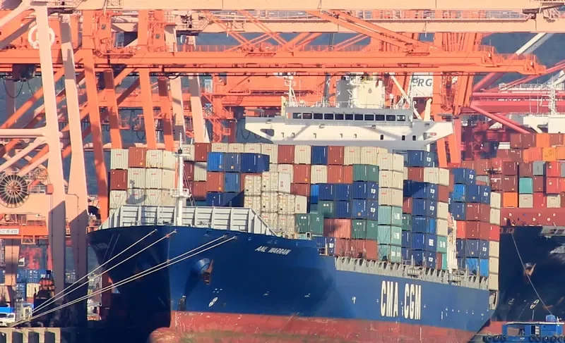 NAVIOS VERDE Container Ship IMO 9324863 photo 2