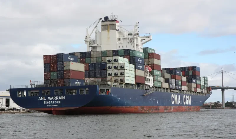 NAVIOS VERDE Container Ship IMO 9324863 photo 7