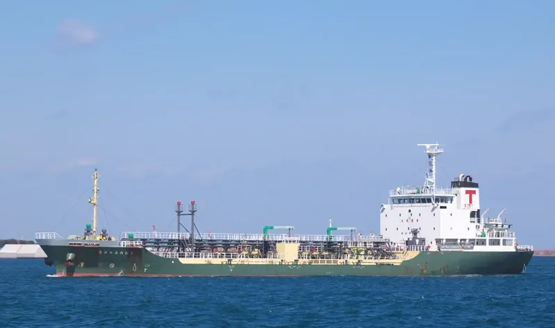 V.L.20 Tanker IMO 9325415 photo 2