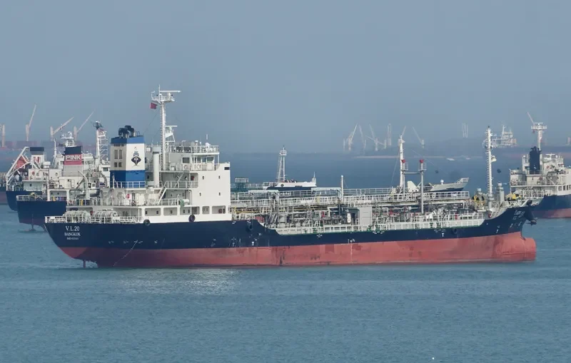 V.L.20 Tanker IMO 9325415 photo 6