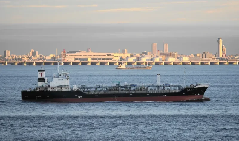 EISHIN MARU NO.18 Tanker IMO 9325714 photo 8