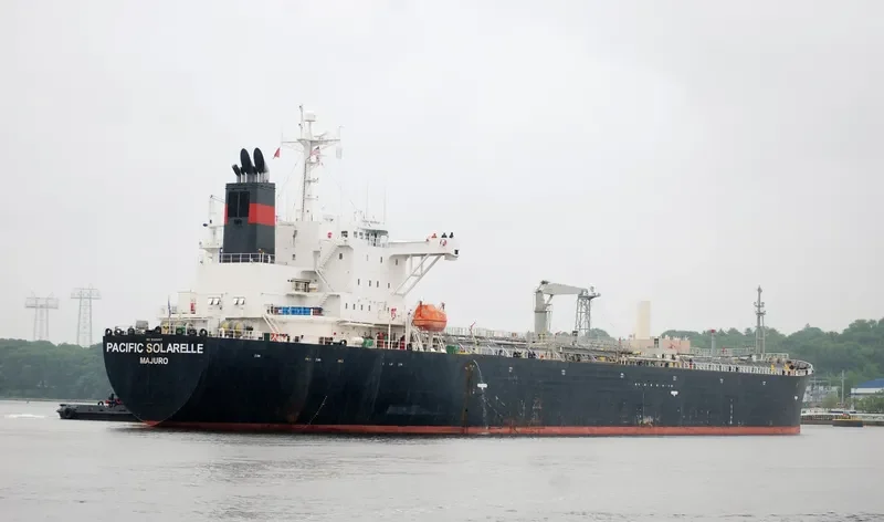 GOLDEN EAGLEII Tanker IMO 9325817 photo 9
