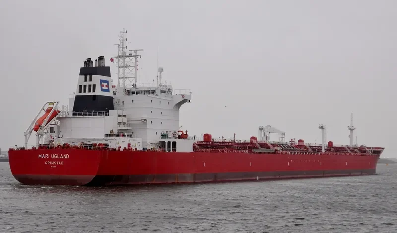 MARI UGLAND Tanker IMO 9326885 photo 3