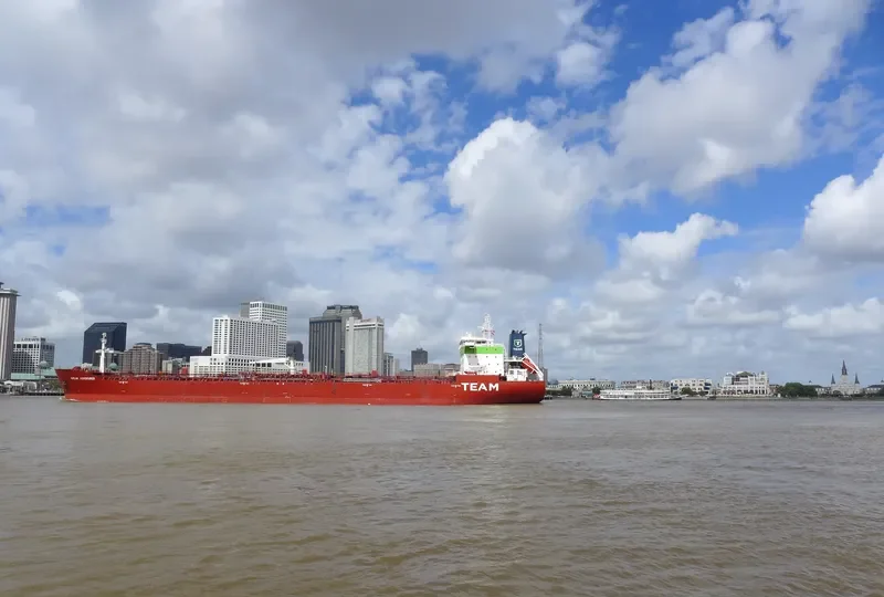 TEAM ADVENTURER Tanker IMO 9326914 photo 8