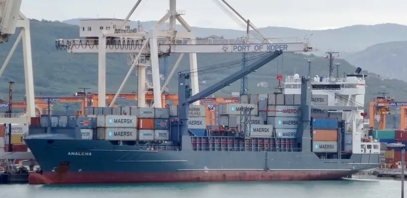 NCL AVEROY Container Ship IMO 9326990