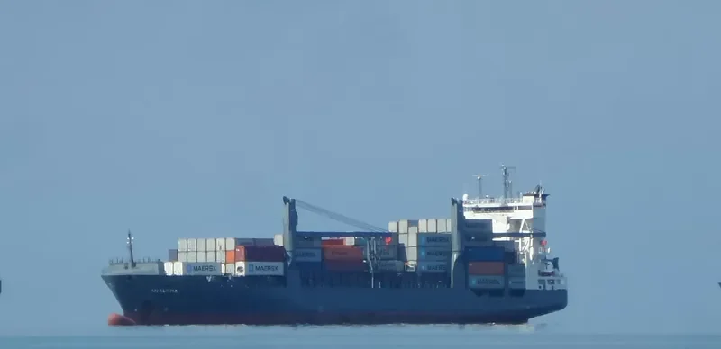 NCL AVEROY Container Ship IMO 9326990 photo 2